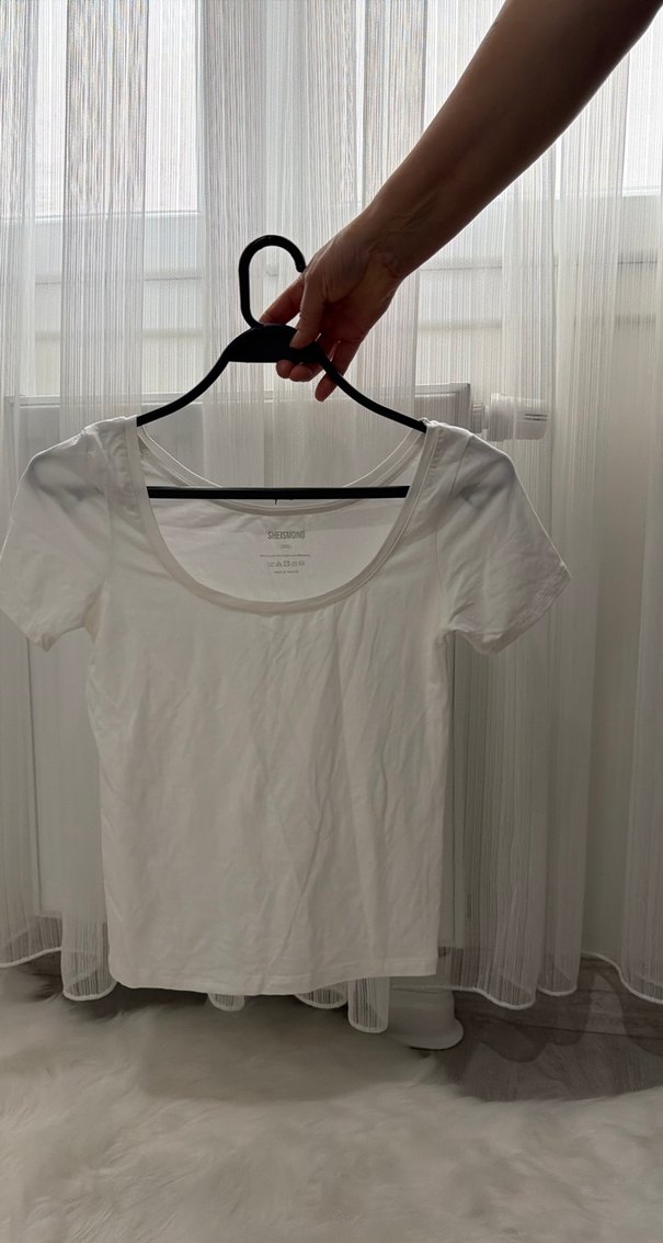 Kadın Beyaz Kısa Kollu Pamuklu Tişört - Görsel 2