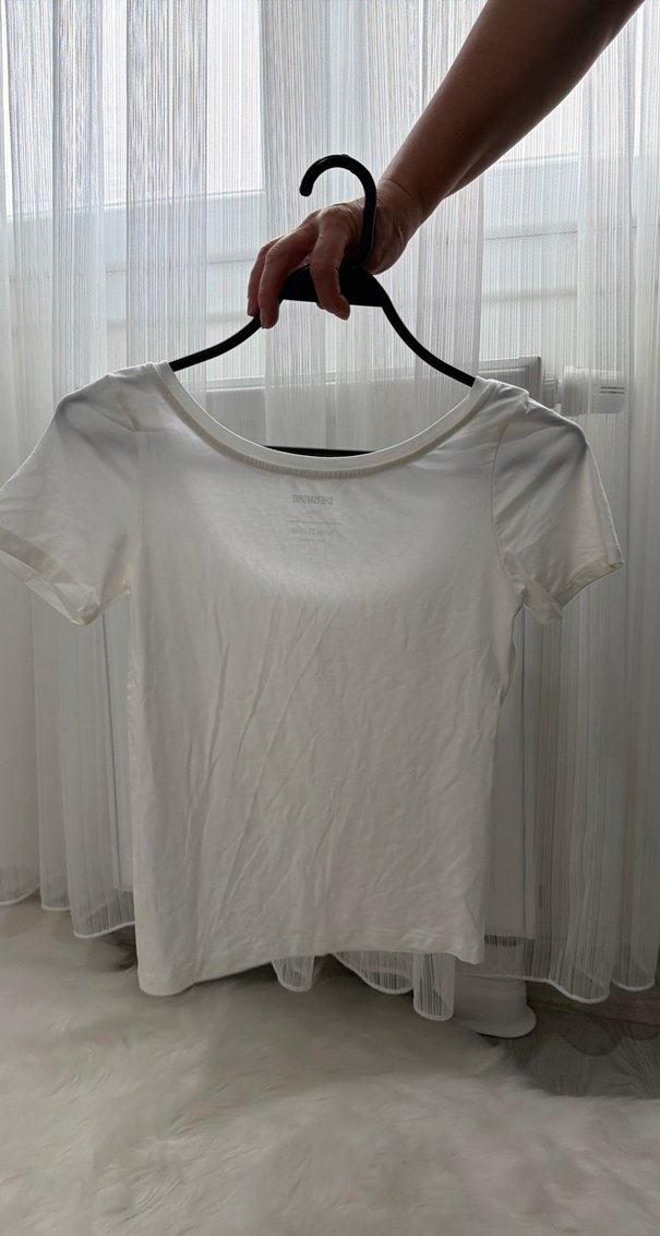 Kadın Beyaz Kısa Kollu Pamuklu Tişört - Görsel 4