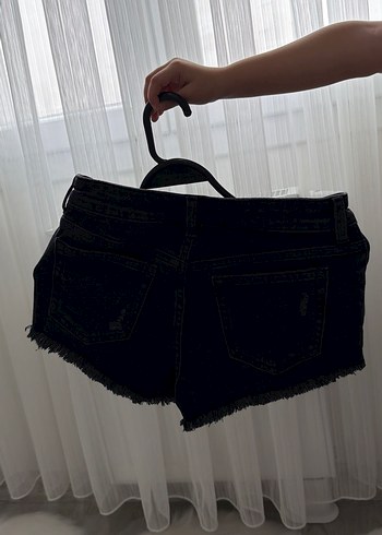 Siyah Kemerli Mini Denim Şort - Görsel 4