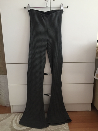 Esnek kumaşlı tayt pantolon