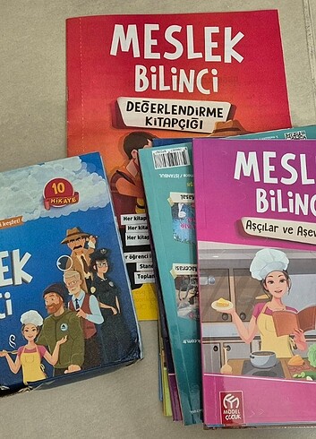 Beden Renk 7 adet okuma kitabı seti