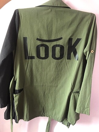 Diğer Yeşil ve siyah detaylı trençkot / trenchcoat