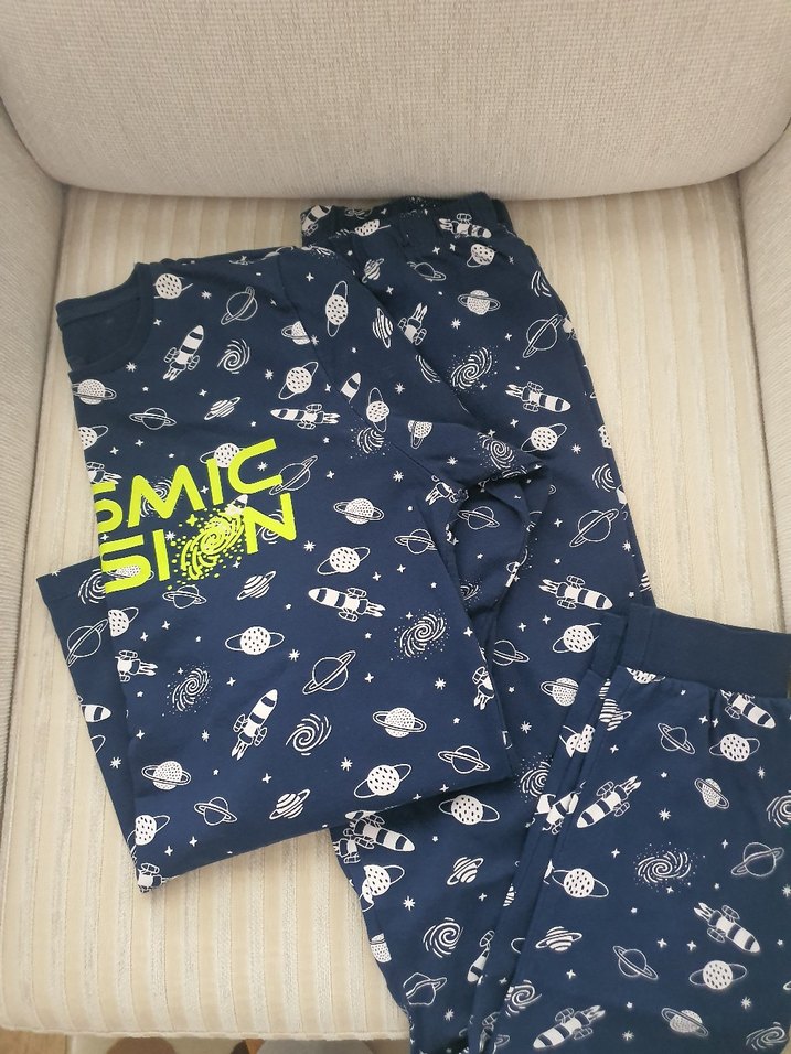 Uzay Temalı Erkek Çocuk Pijama Takımı - Görsel 3