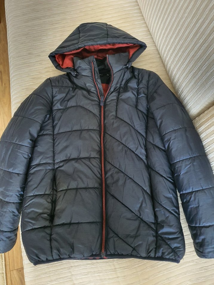 Kapüşonlu Erkek Çocuk Mont - Görsel 4