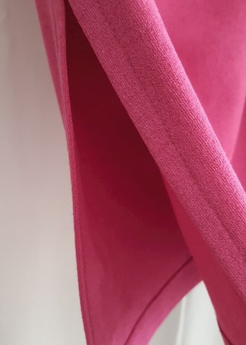 Pembe ve yeşil yandan Drapeli v yaka kısa kol  Bluz veya tunik - Görsel 7