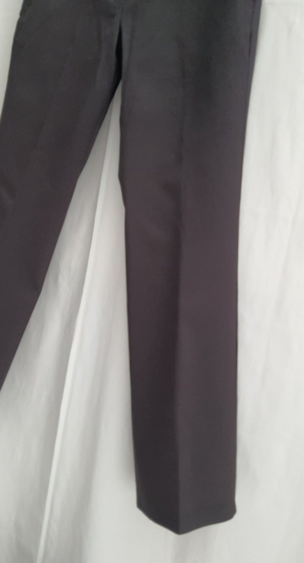 siyah Kadın Kumaş Pantolon Midi Boy - Görsel 3