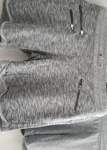 Kadın Gri Mini Şort Fermuarlı Cepli - Görsel 2