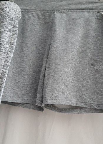 Kadın Gri Mini Şort Fermuarlı Cepli - Görsel 3