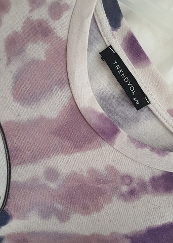 Mor Tie-Dye Desenli Tişört - Görsel 3
