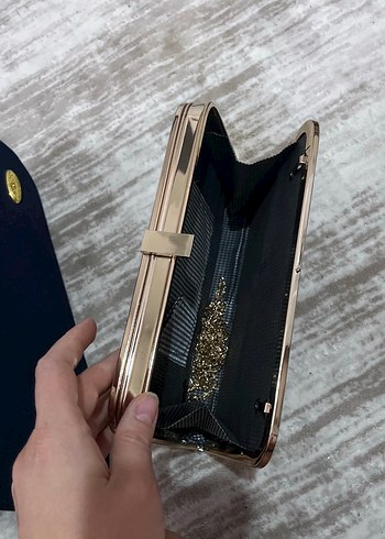 Parlak Gri Deri Kadın Portföy Çanta - Görsel 4