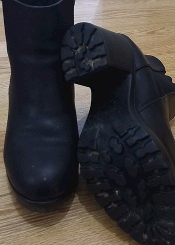 Siyah Kadın Dolgu Topuklu Goth Bot - Görsel 4