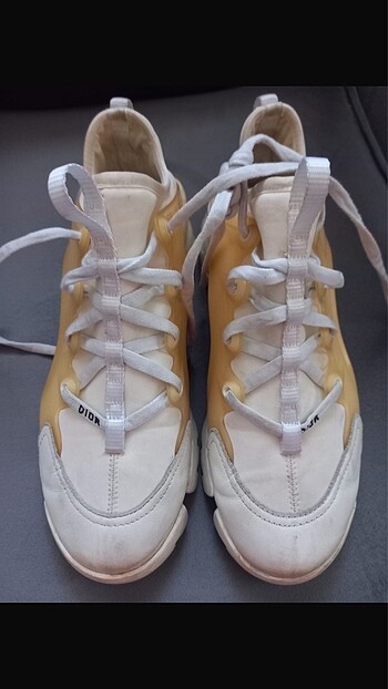 Christian Dior white technial 40.50