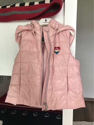 Benetton marka kız çocuk yelek
