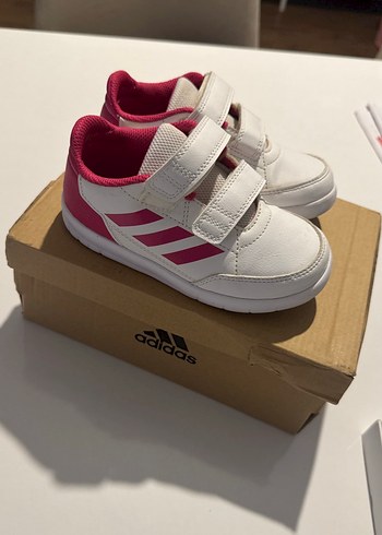 Kız Çocuk Pembe Adidas Cırt Cırtlı Spor Ayakkabı 26,5 numara