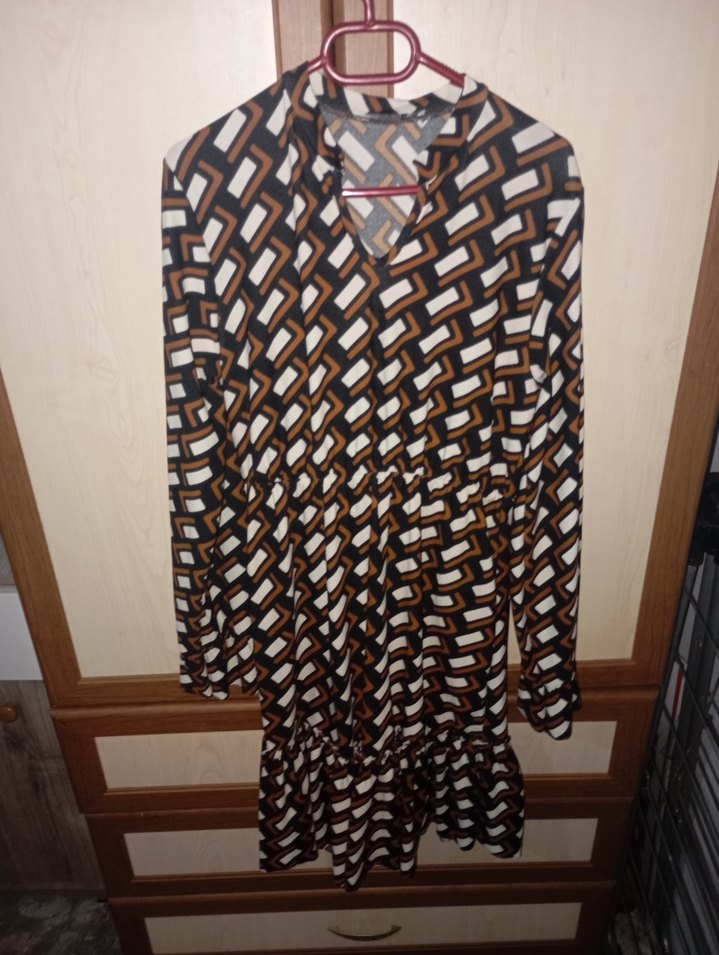 Dikdörtgen Desenli V Yaka Uzun Kollu Elbise - Görsel 3