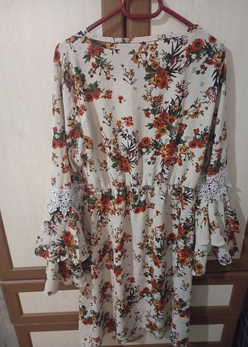 Dantel Detaylı Çiçekli Bohem Mini Bluz - Görsel 2