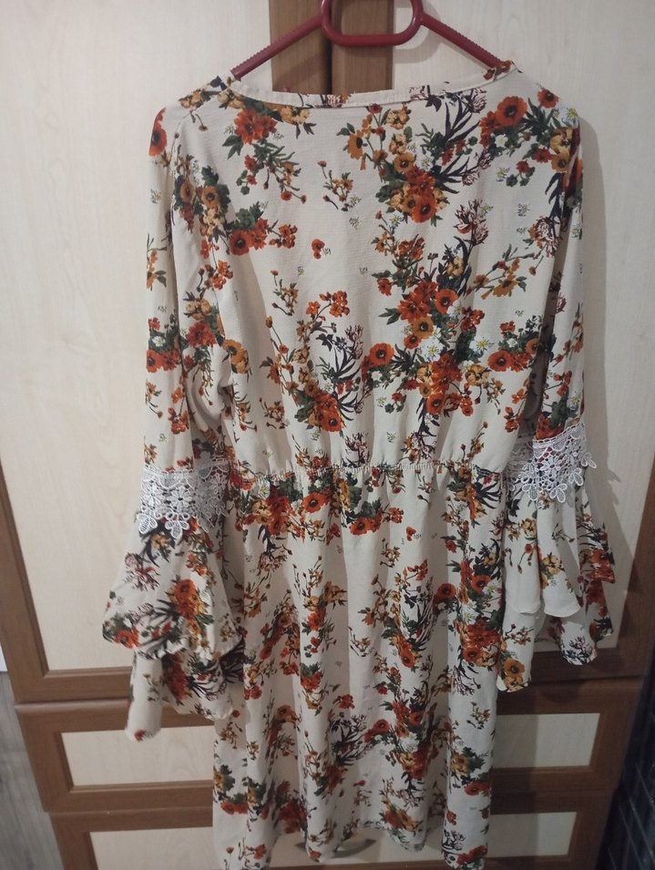 Dantel Detaylı Çiçekli Bohem Mini Bluz - Görsel 2