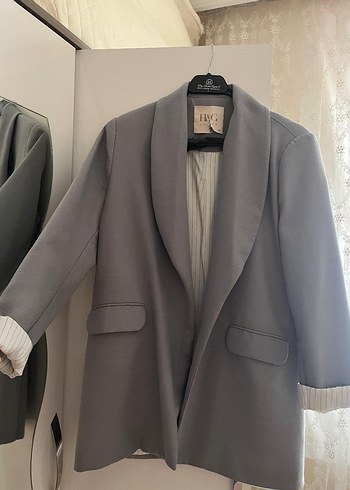 Gri Düğmeli Kadın Blazer Ceket