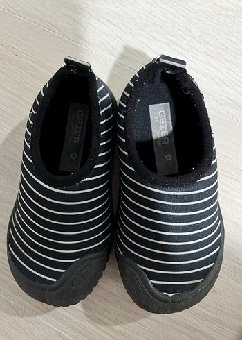 Erkek Siyah Çizgili Lastikli Su Ayakkabısı - Görsel 3