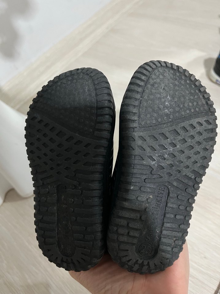 Erkek Siyah Çizgili Lastikli Su Ayakkabısı - Görsel 4