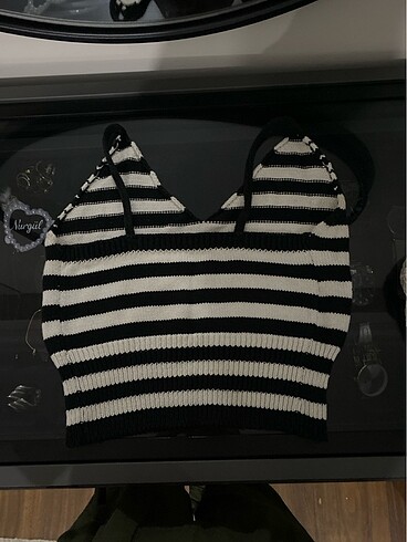 Triko crop bluz