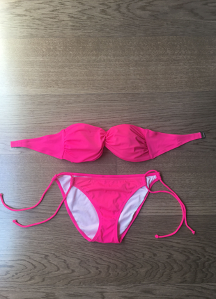 Fusya Victoria's Secret Bikini