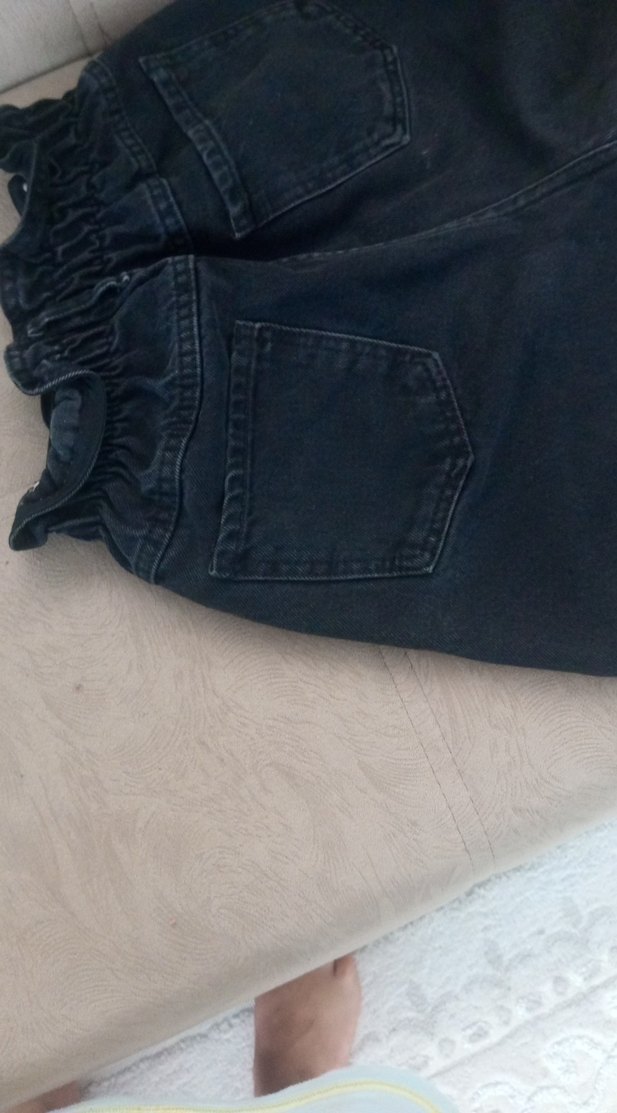 Düğmeli Siyah Mini Denim Şort - Görsel 4