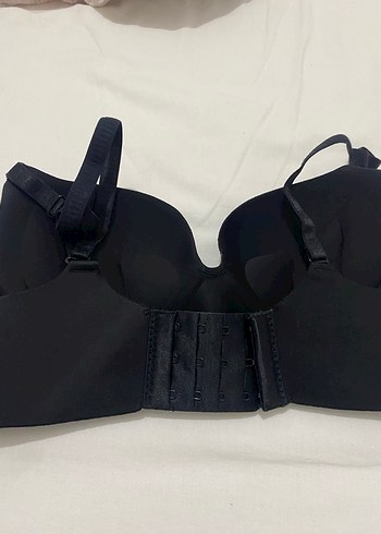 Siyah Minimalist Göğüs Kapatıcı Sütyen 75B - Görsel 4