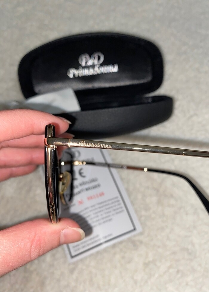 Kadın güneş gözlüğü - Görsel 3