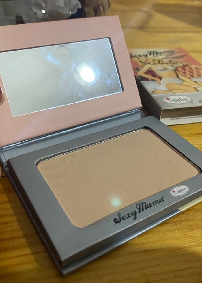 The balm sexy mama pudra - Görsel 3