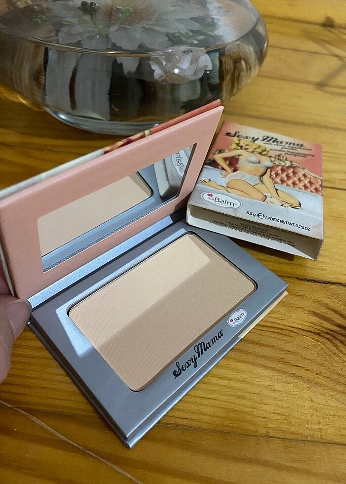 The balm sexy mama pudra - Görsel 2