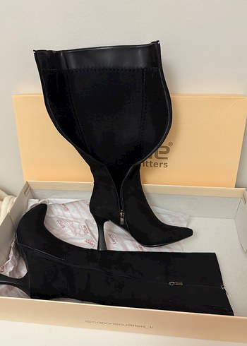 Siyah Süet Dizüstü İnce Topuklu Çizme - Görsel 3