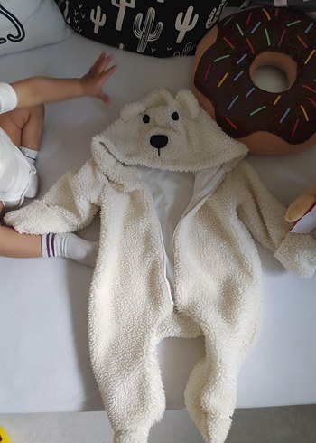 Kutup Ayısı Figürlü pelus mont ve peluş tulum