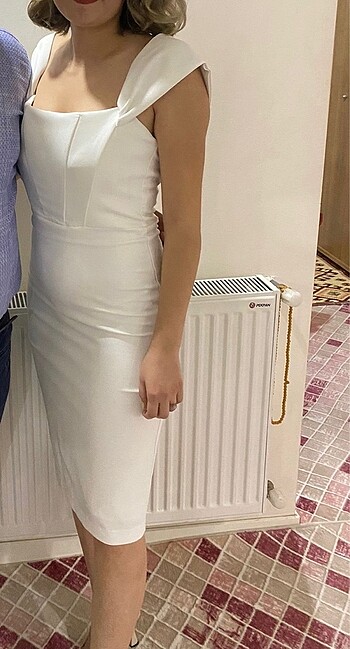 m Beden beyaz Renk Beyaz elbise