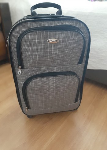Diğer Gri Ekoseli irta boy valiz
