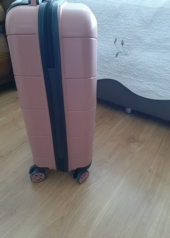 Diğer Pastel Pembe silikon valiz