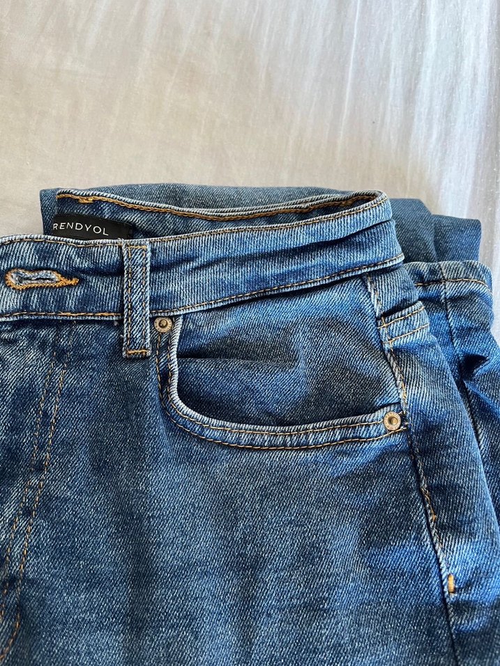 Düğmeli Mavi Kadın Denim Jean - Görsel 2