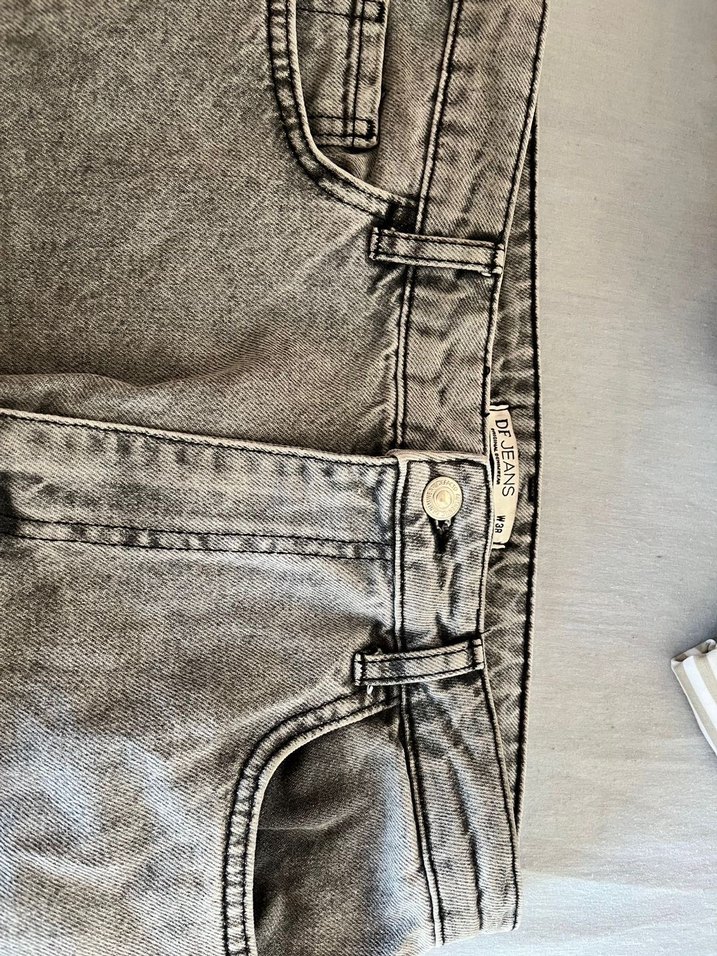 Gri Düğmeli Kadın Bol Kesim Denim Jean - Görsel 2