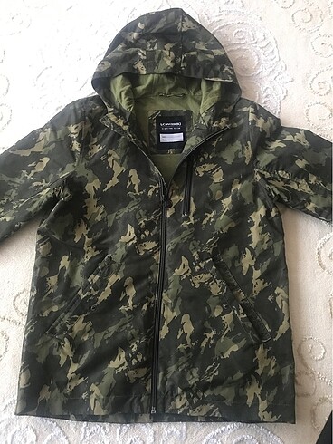 Mevsimlik Erkek Çocuk Mont-2 adet pantolon-kazak