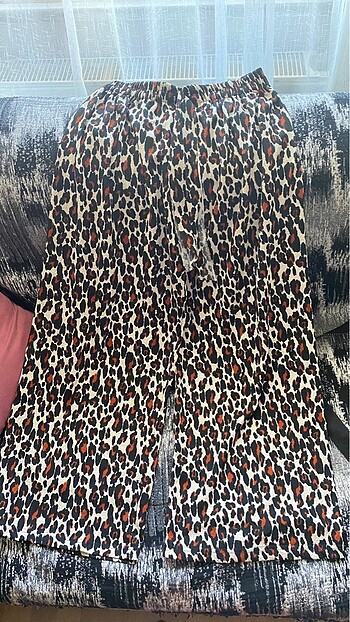 Beli lastikli leopar pantolon