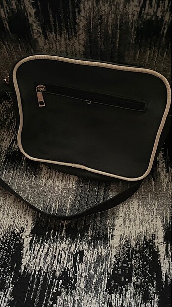 Pier cardin çapraz çanta - Görsel 4