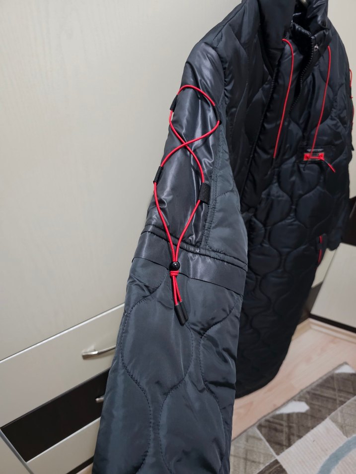 Uzun Siyah Düğmeli Kadın Kışlık Mont - Görsel 2