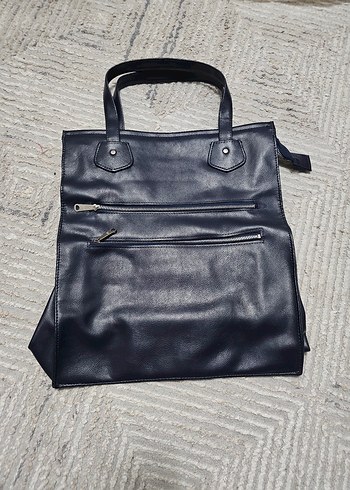 Siyah ve Kırmızı Deri Parisian Goth Kadın Çanta - Görsel 2