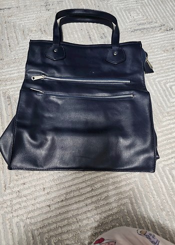 Siyah ve Kırmızı Deri Parisian Goth Kadın Çanta - Görsel 3