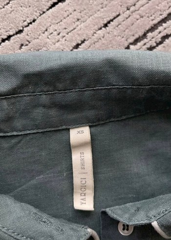 Yargıcı Su yeşili Gri Keten Uzun Kollu Düğmeli Gömlek - Görsel 2