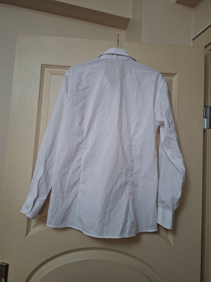 Düğmeli Beyaz Kadın Gömlek - Görsel 4