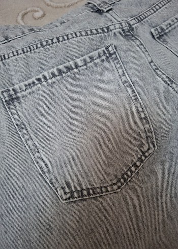 Bol Paça Kadın Kot Pantolon - Görsel 6