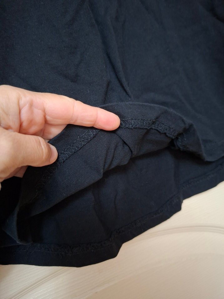 Kadın Siyah Kısa Kollu Tişört - Görsel 2