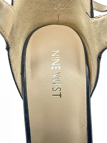 39 Beden siyah Renk Nine West Sandalet %70 İndirimli.