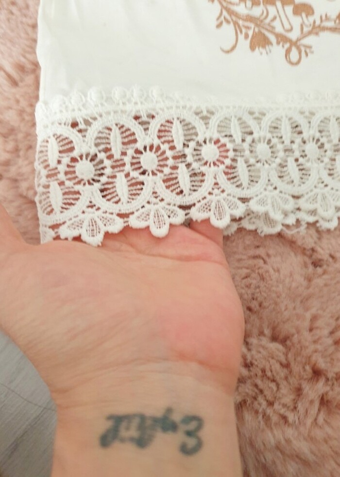 Lcw güpürlü paletli tşhört 6/7  - Görsel 2